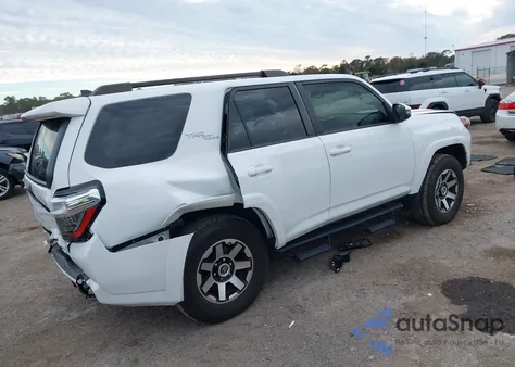 2023 Toyota 4Runner Trd Off Road Premium z USA, uszkodzony, nr VIN JTERU5JRXP6168432